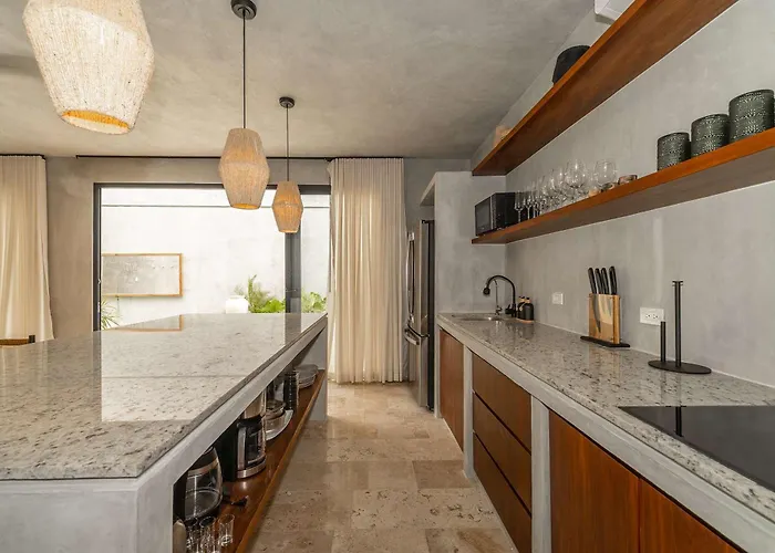 Seremonia With Rooftop Pool & Club Access Villa *