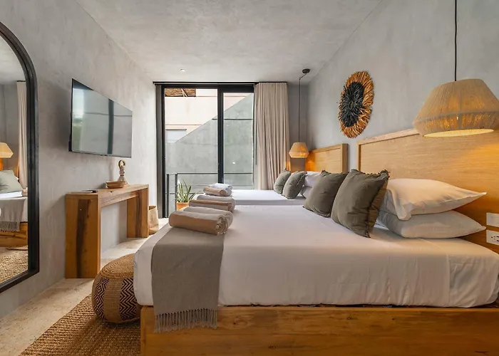 Villa Seremonia With Rooftop Pool & Club Access