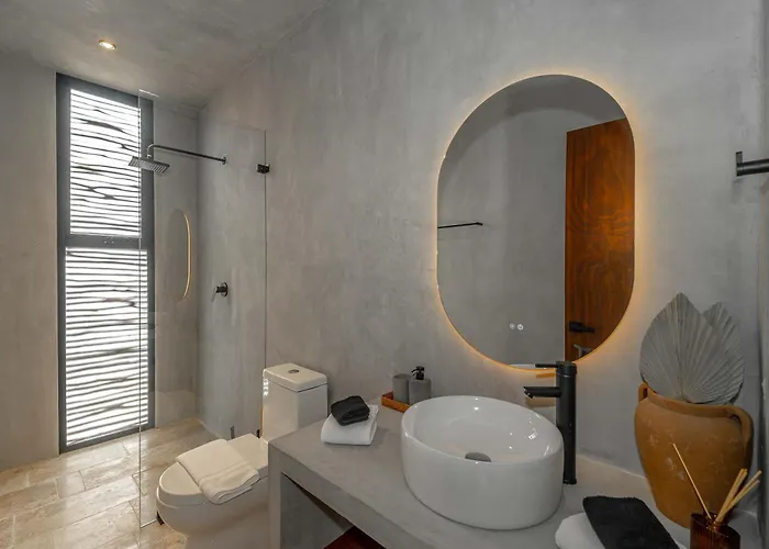 Seremonia With Rooftop Pool & Club Access Villa