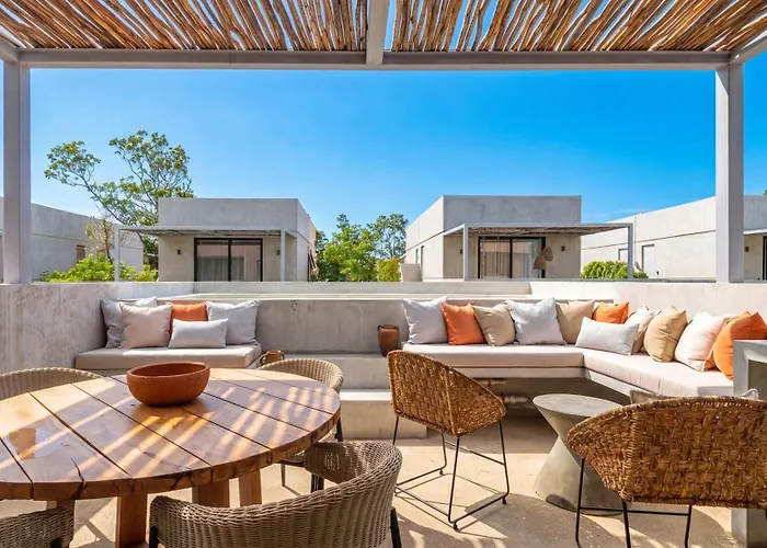Villa Seremonia With Rooftop Pool & Club Access